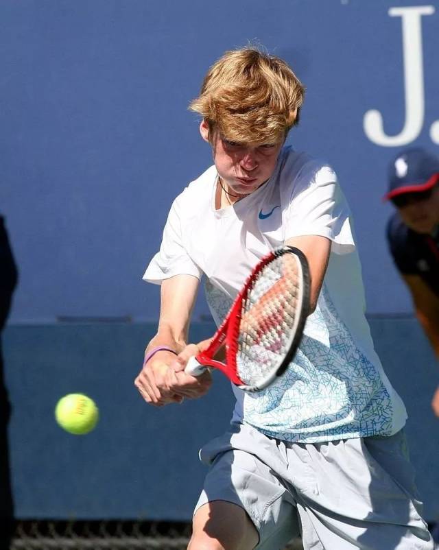 贝肯鲍尔创 贝肯鲍尔创