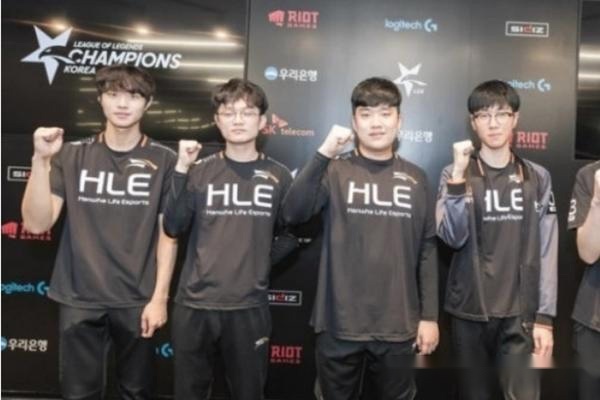 正通过自己 正通过自己